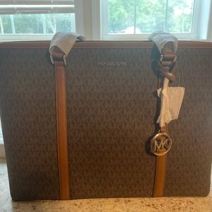 Michael Kors XL Tote